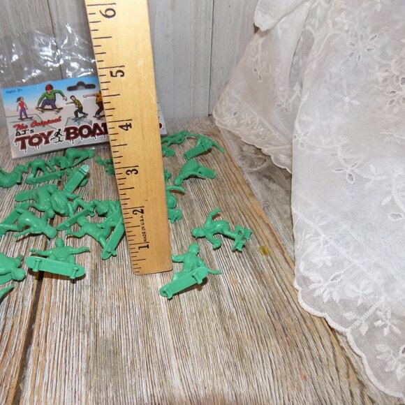 The Original AJs Toy Boarders Plastic Figure opened package - Picture 7 of 7